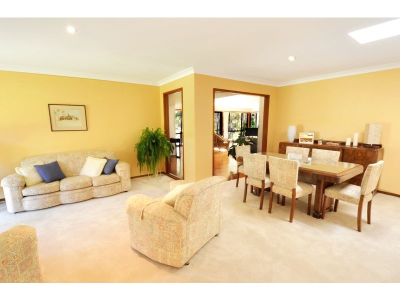 39 Parkridge Drive, Jilliby NSW 2259