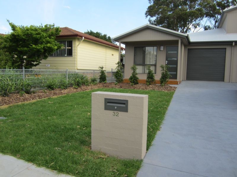 32 Ourringo Ave, Lake Haven NSW 2263