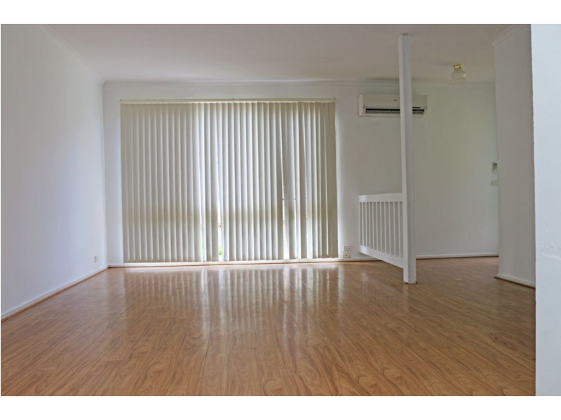 5 Gloucester Ave, Watanobbi NSW 2259