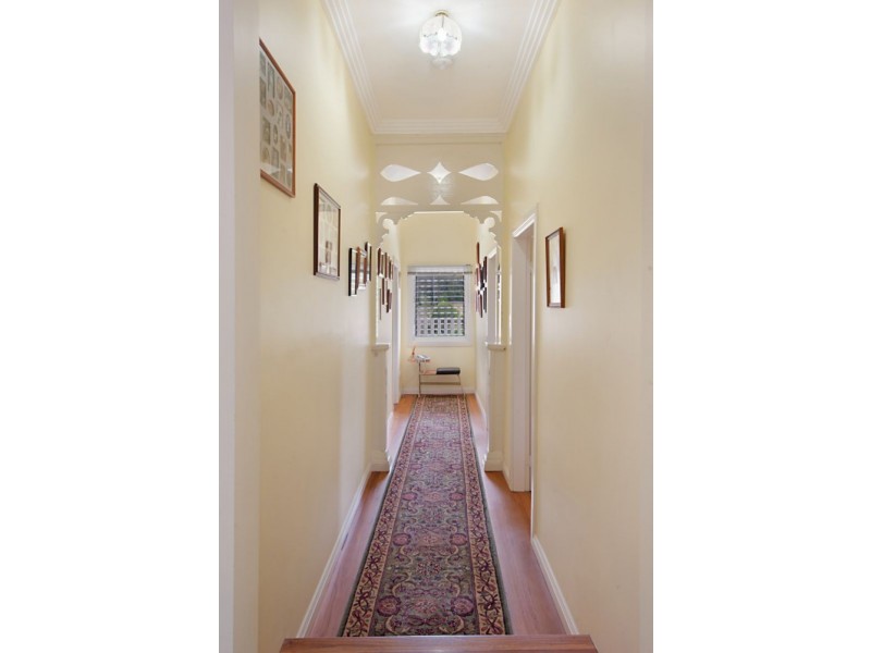 8 Robinvale Lane, Yarramalong NSW 2259