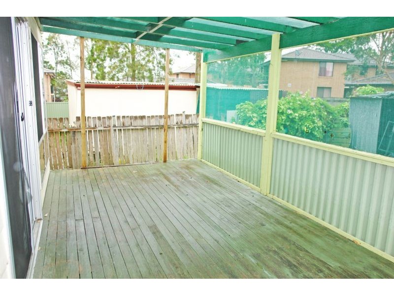 2a Dudley Street, Gorokan NSW 2263