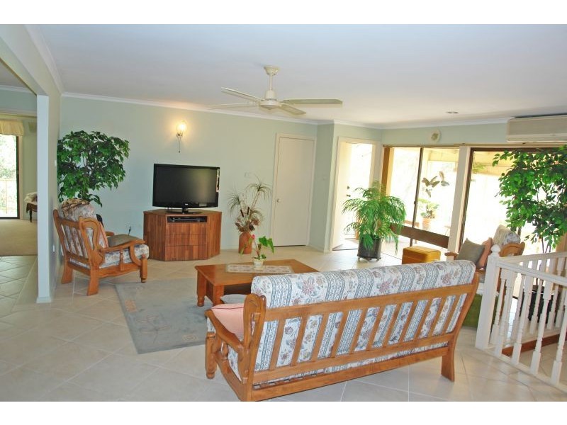 45 Sandra Street, Jilliby NSW 2259