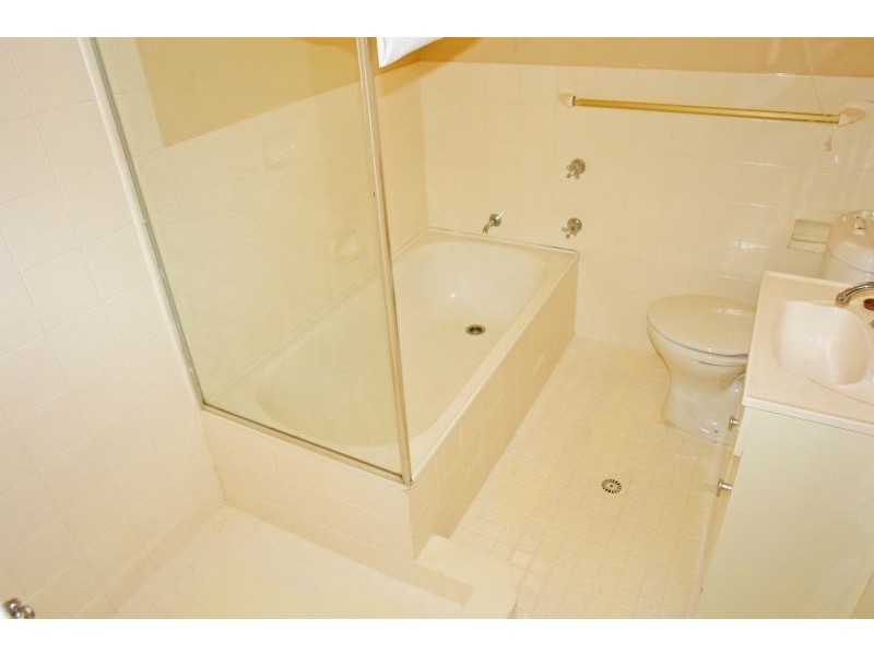 37 Somers Drive, Watanobbi NSW 2259