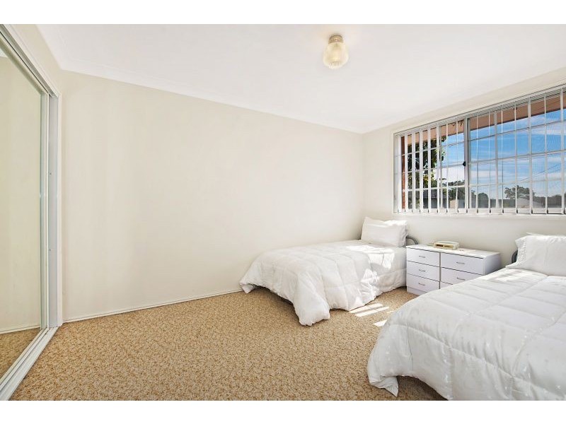 4/1 Suncrest Pde, Gorokan NSW 2263