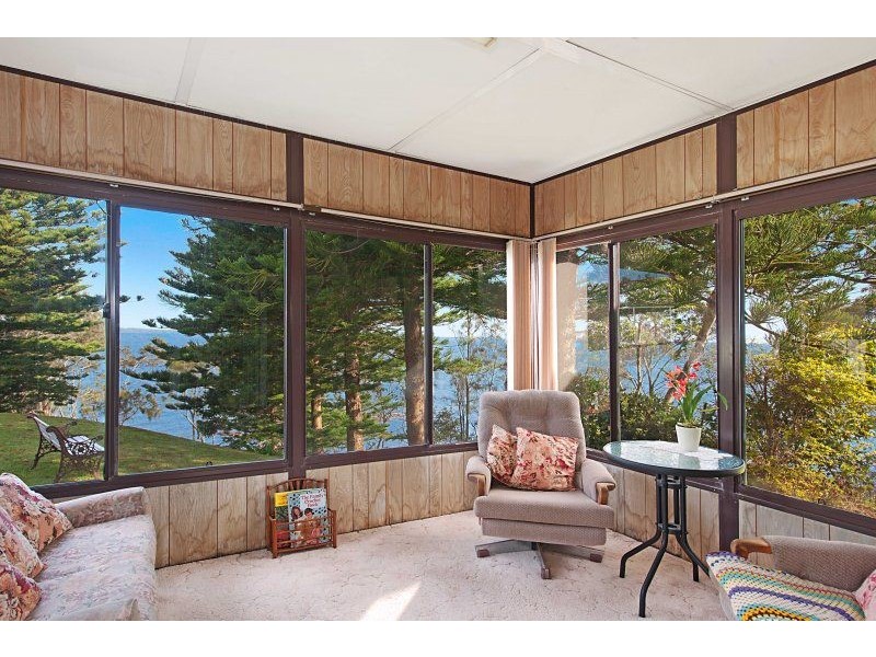 158 Tuggerawong Road, Wyongah NSW 2259