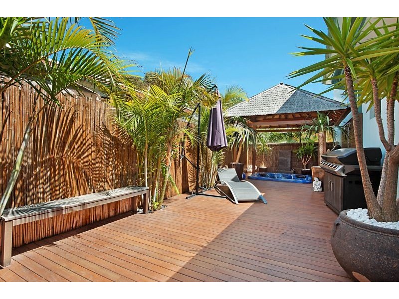 33 Soldiers Point Drive, Norah Head NSW 2263