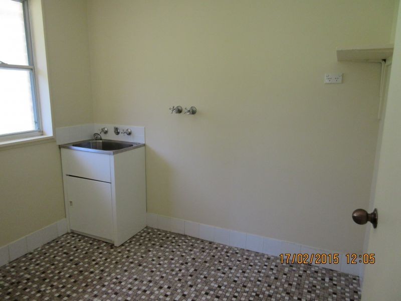 8 Somers Drive, Watanobbi NSW 2259
