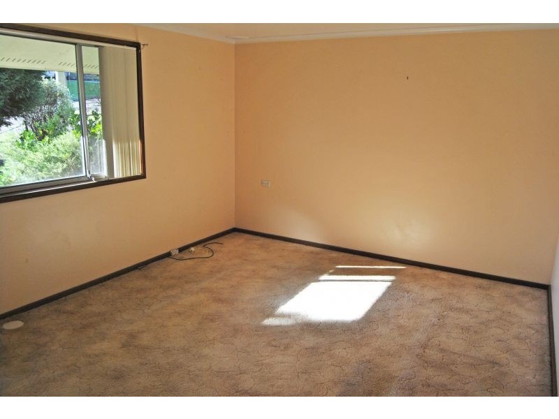 22 Casey Drive, Watanobbi NSW 2259