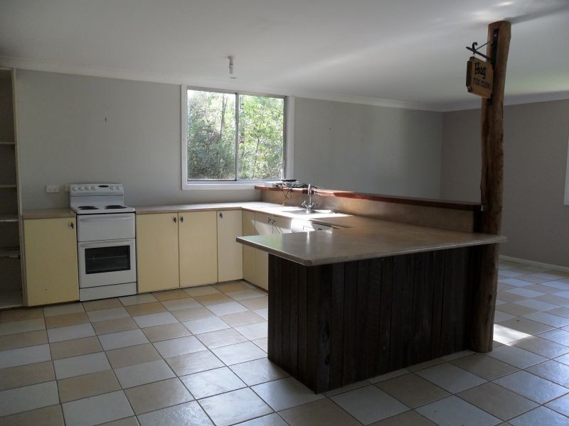 89 Hills Lane, Yarramalong NSW 2259