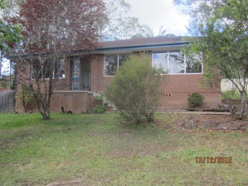 12 Gloucester Avenue, Watanobbi NSW 2259