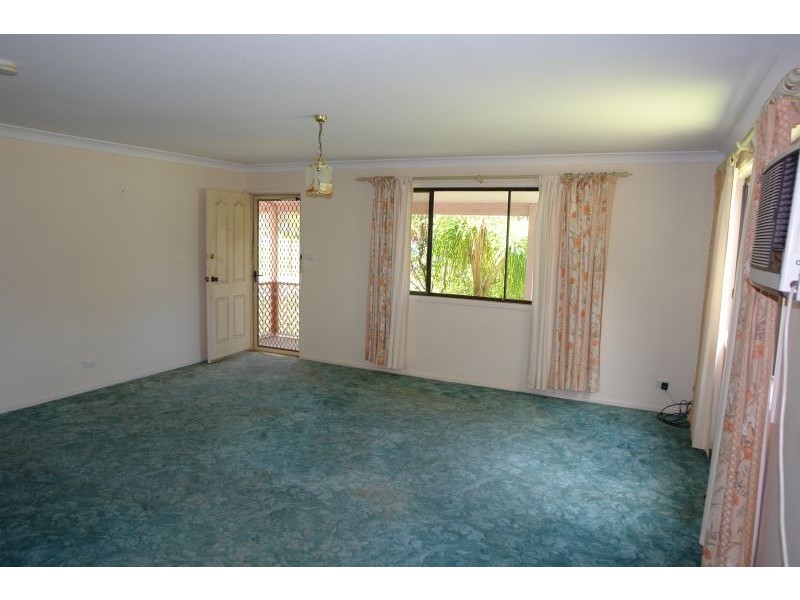 5 Rossmore Close, Alison NSW 2259