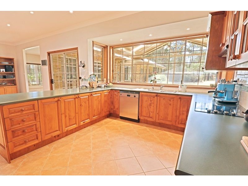 1 Pedaman Close, Jilliby NSW 2259