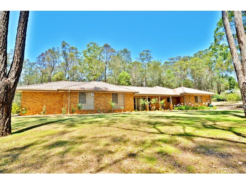 1 Pedaman Close, Jilliby NSW 2259
