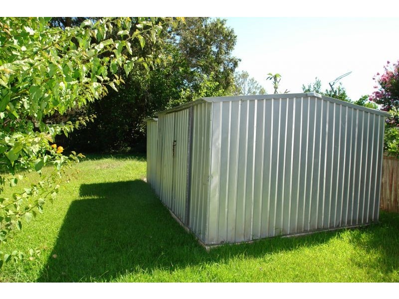 6 Panonia Road, Wyong NSW 2259