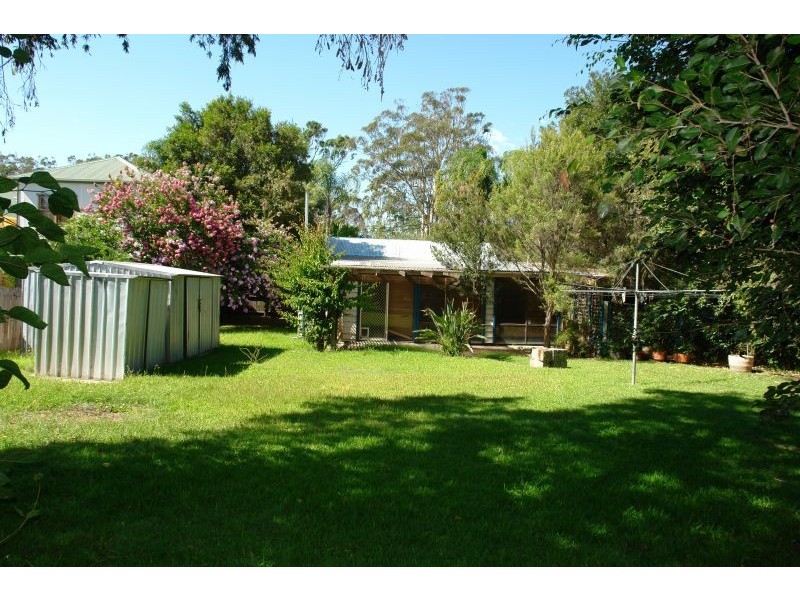 6 Panonia Road, Wyong NSW 2259