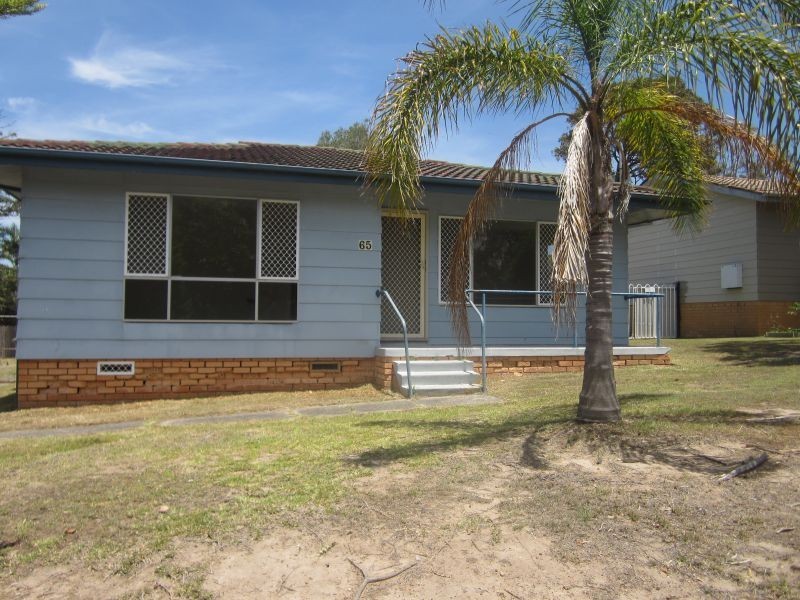 65 Gorokan Drive, Lake Haven NSW 2263