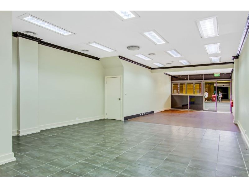 98 Mann St, Gosford NSW 2250