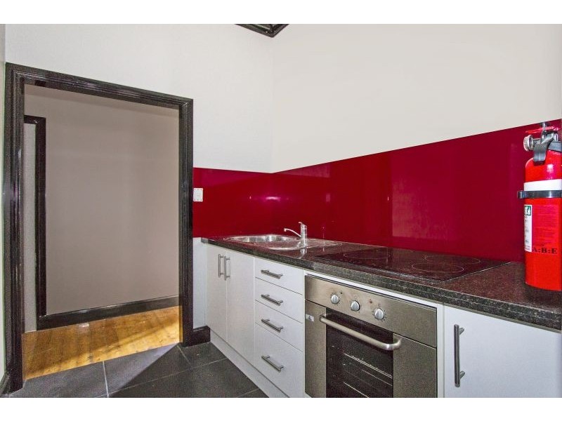 98 Mann Street, Gosford NSW 2250