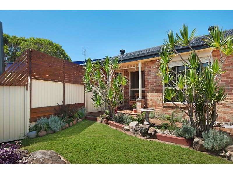 1a Crowe Street, Lake Haven NSW 2263