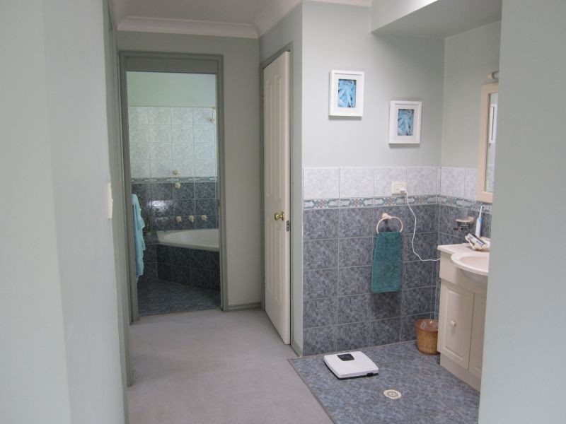 50 Donald Ave, Kanwal NSW 2259