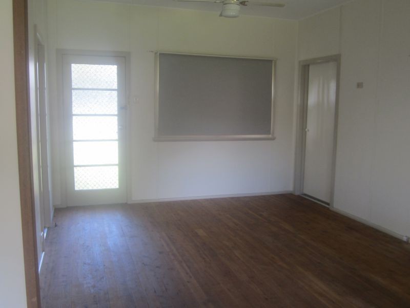 31 Crossingham St, Canton Beach NSW 2263