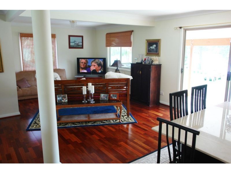 17 South Tacoma Road, Tacoma South NSW 2259