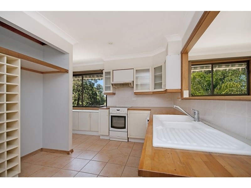 12 Jetty Avenue, Charmhaven NSW 2263