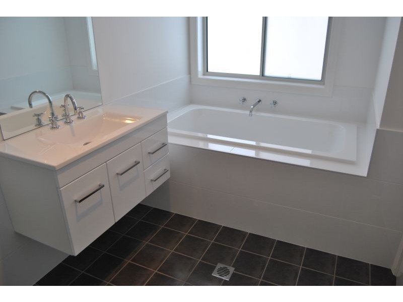 51 Walker Avenue, Kanwal NSW 2259