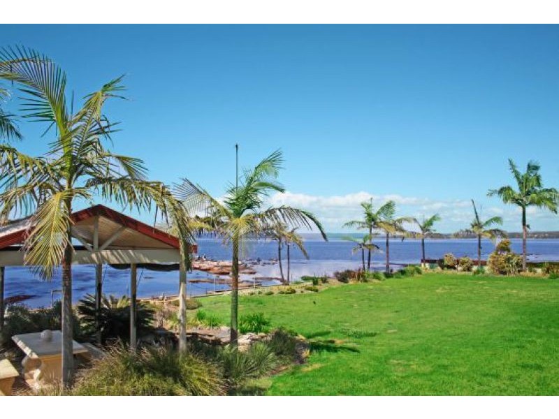 8 Wallarah Rd, Gorokan NSW 2263