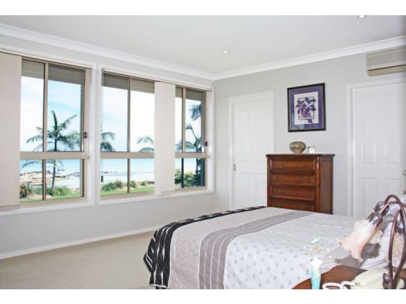 8 Wallarah Rd, Gorokan NSW 2263