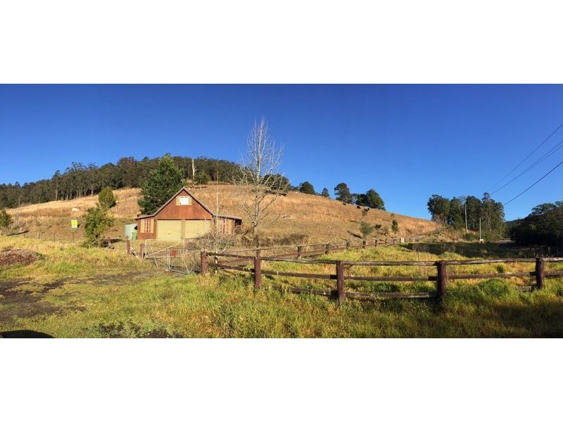 3 Rose Hill Lane, Yarramalong NSW 2259