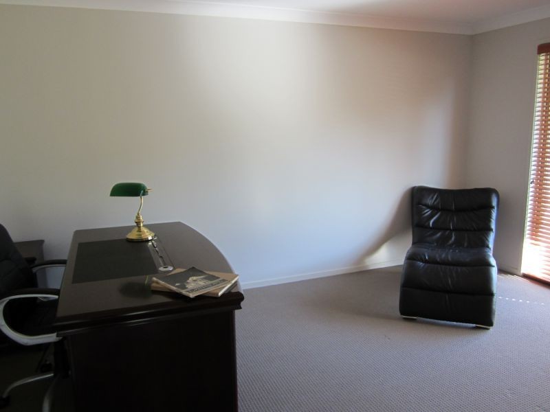 1 Ellalong Road, Woongarrah NSW 2259