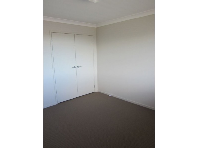 1 Ellalong Road, Woongarrah NSW 2259