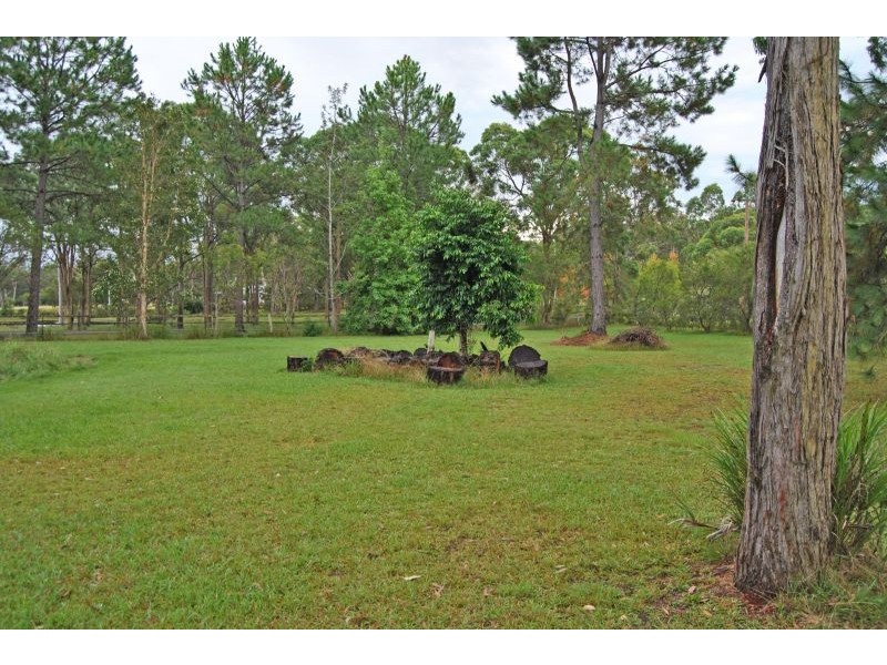 90 Bruce Crescent, Wallarah NSW 2259