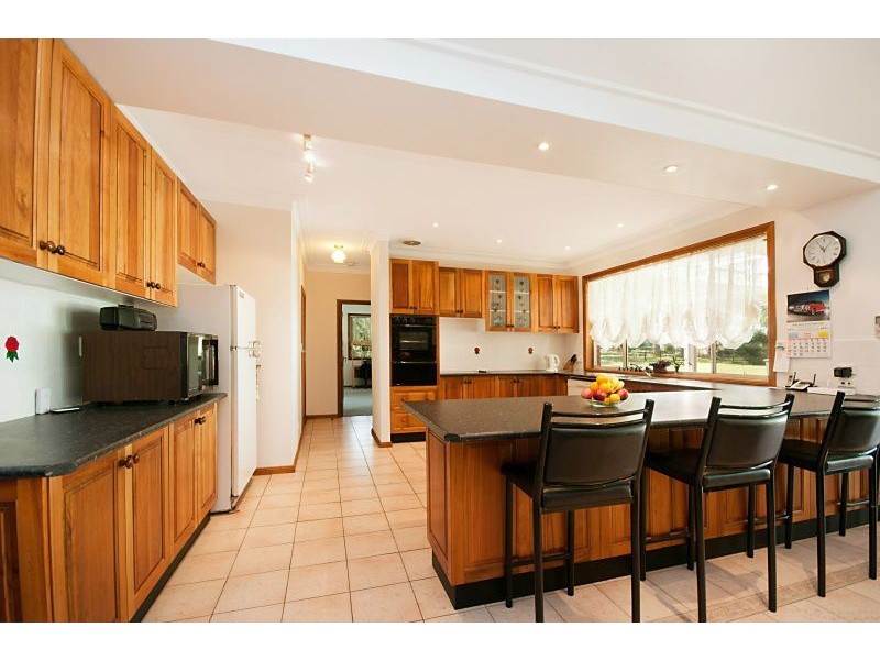 85 Sandra Street, Jilliby NSW 2259