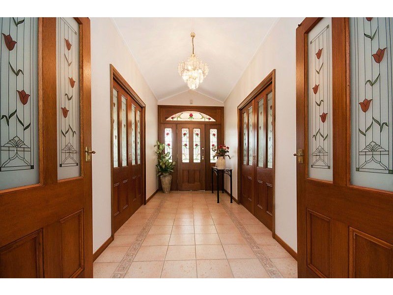 85 Sandra Street, Jilliby NSW 2259