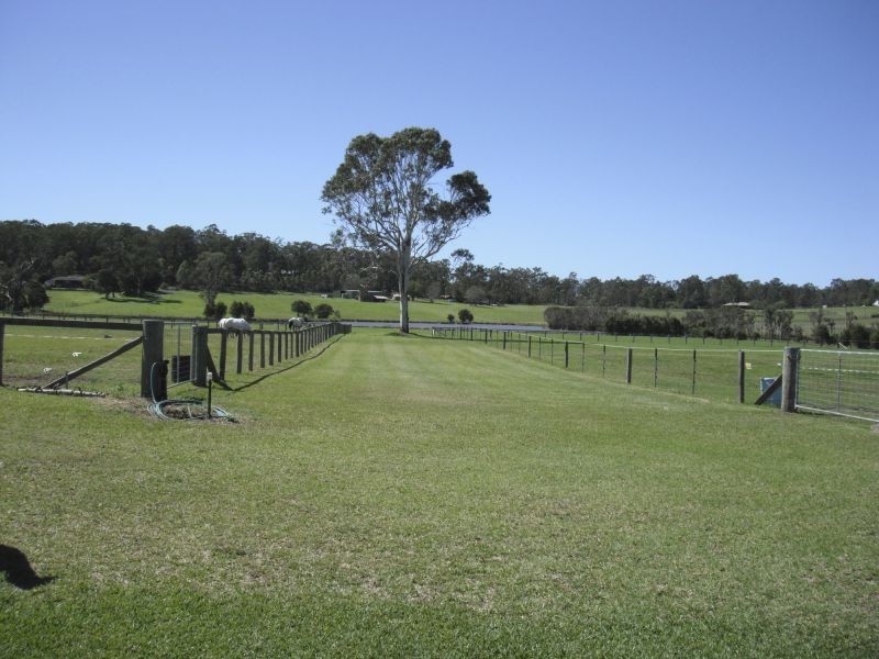 32 Dickson Road, Jilliby NSW 2259