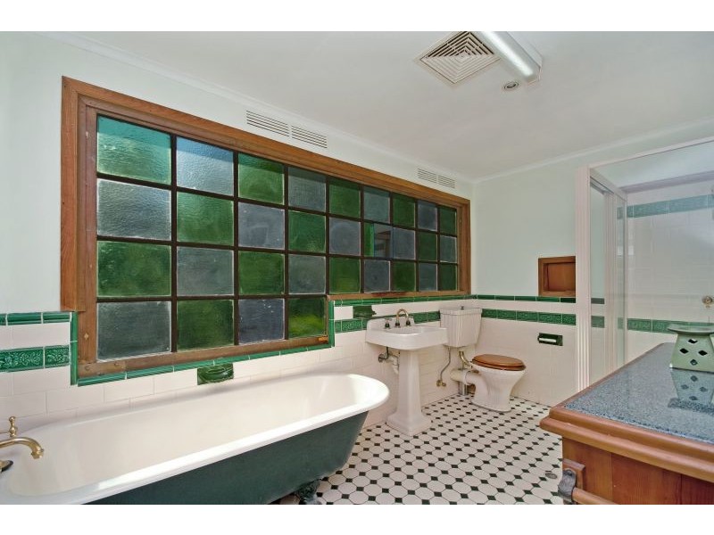 274 Toepfers Road, Wyee NSW 2259