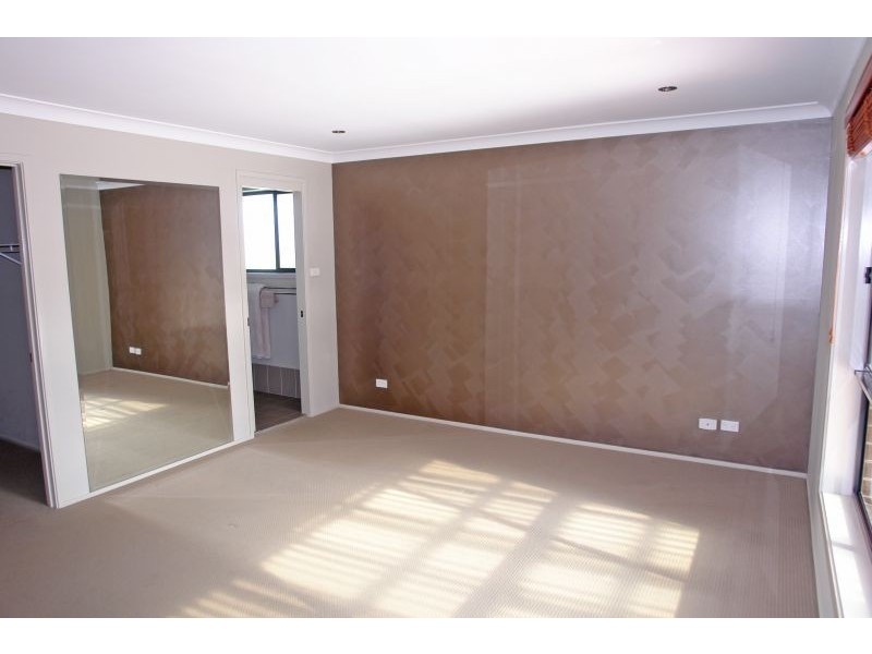 6 Capri Close, Woongarrah NSW 2259