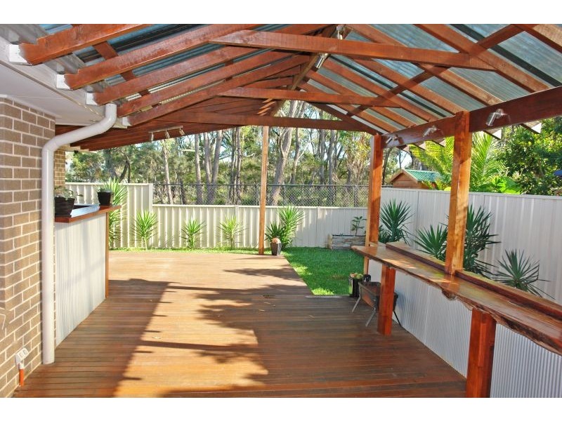 6 Capri Close, Woongarrah NSW 2259