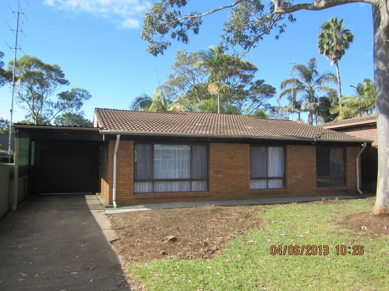 11 Hughes Avenue, Kanwal NSW 2259