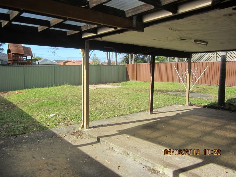11 Hughes Avenue, Kanwal NSW 2259