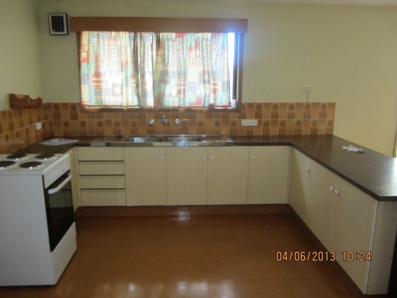 11 Hughes Avenue, Kanwal NSW 2259