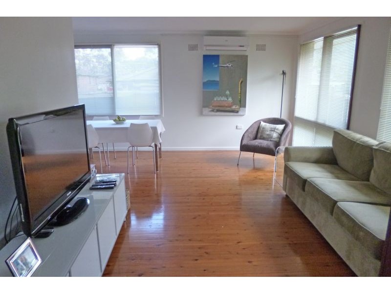 17 Mckell Avenue, Watanobbi NSW 2259