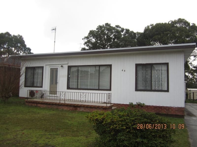 44 Ninth Avenue, Toukley NSW 2263
