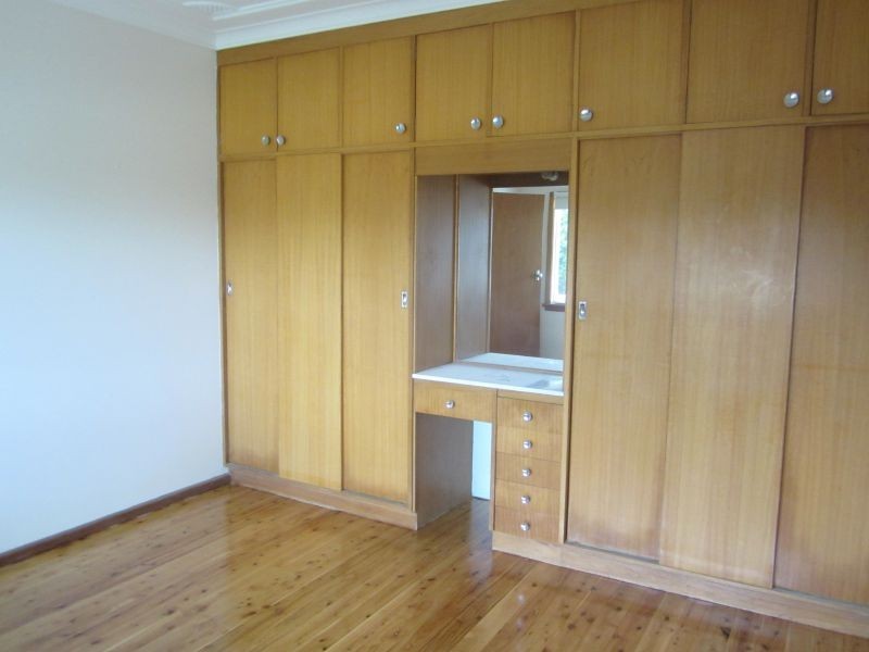 33 Holmes Avenue, Toukley NSW 2263