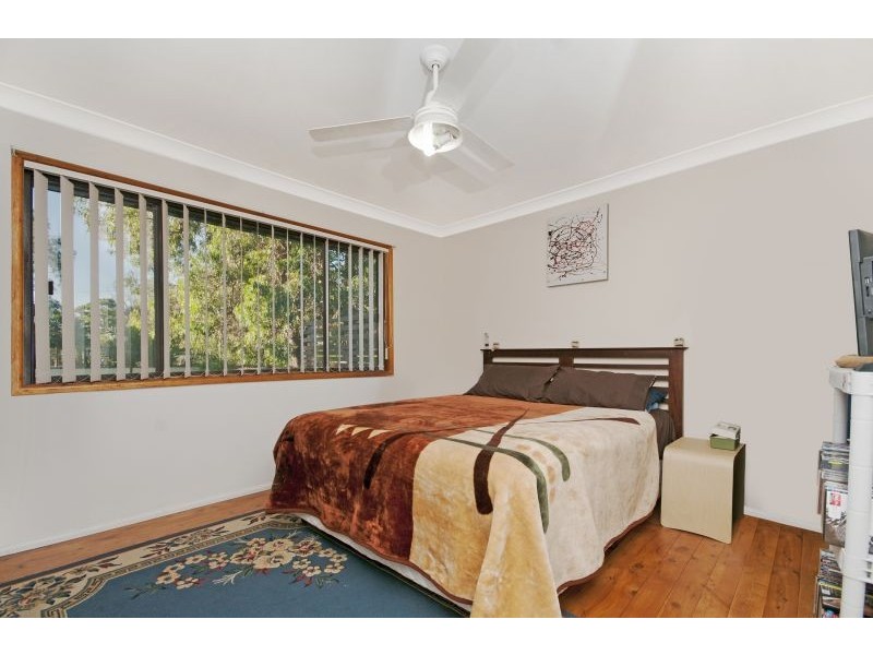 1 Inderan Avenue, Lake Haven NSW 2263