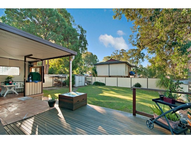 1 Inderan Avenue, Lake Haven NSW 2263