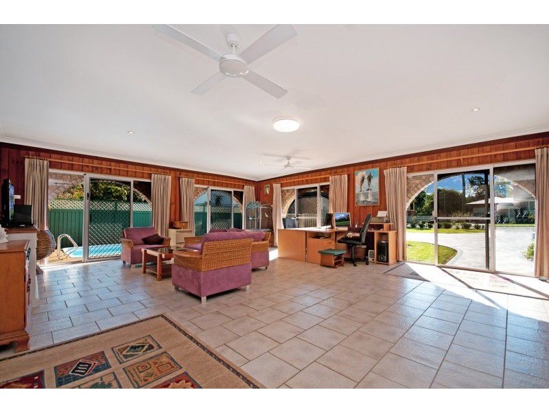 318 Tuggerawong Road, Tuggerawong NSW 2259