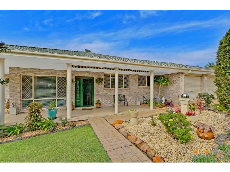 14 Twin Lakes Drive, Lake Haven NSW 2263